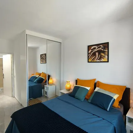 Residencia Carabela アパート *